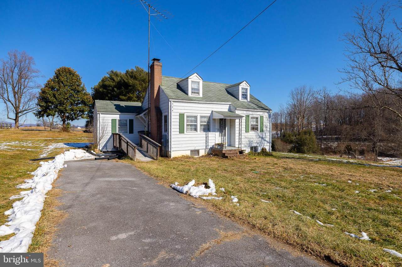 14 Mountain View Road - Photo 1