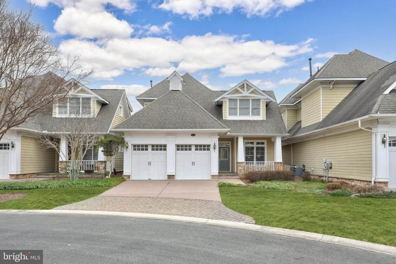 27233 Barefoot Boulevard - Photo 1