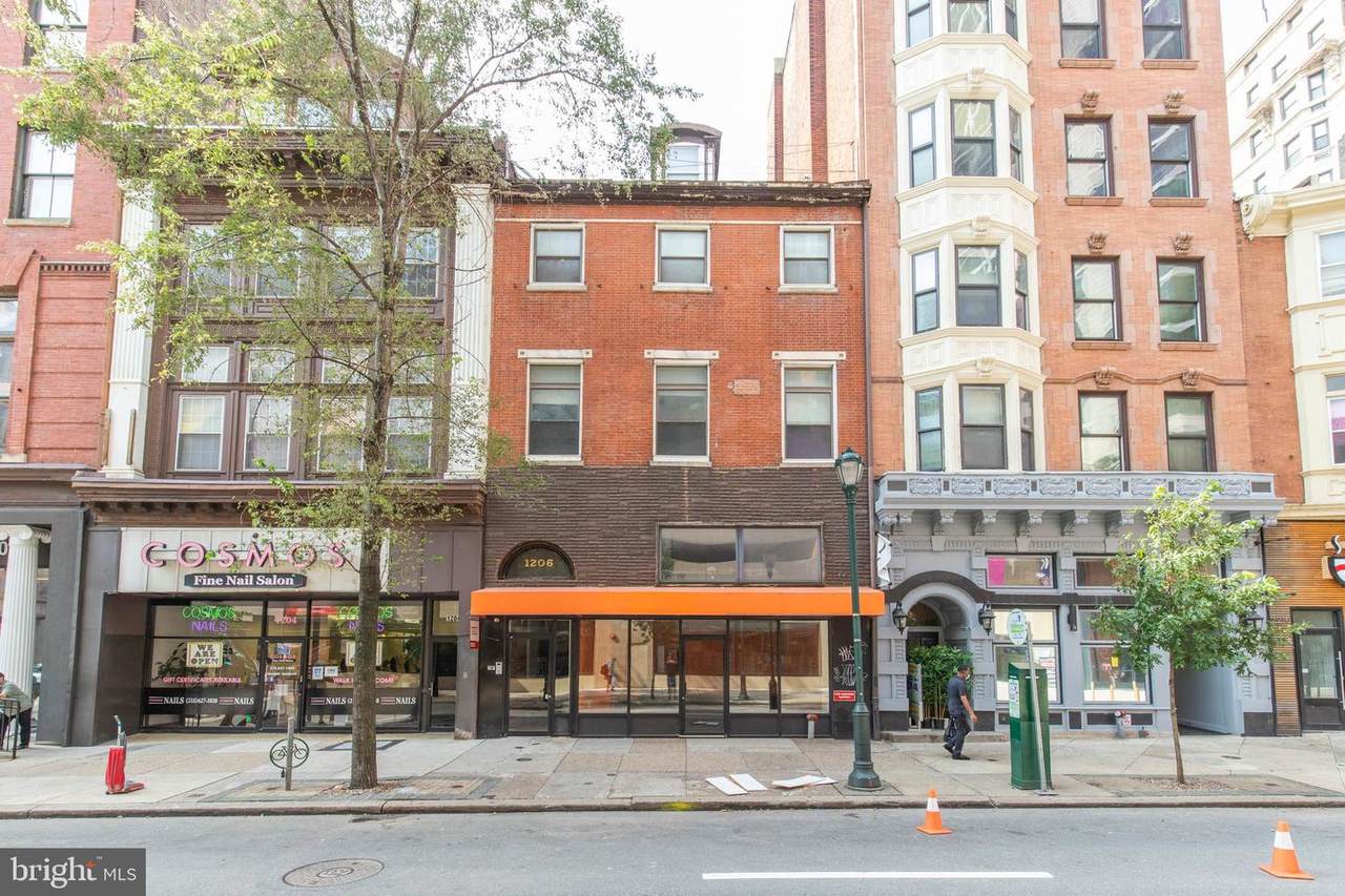 1206 Walnut Street - Photo 1