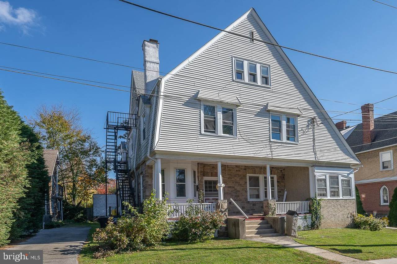 211 Grayling Avenue - Photo 1