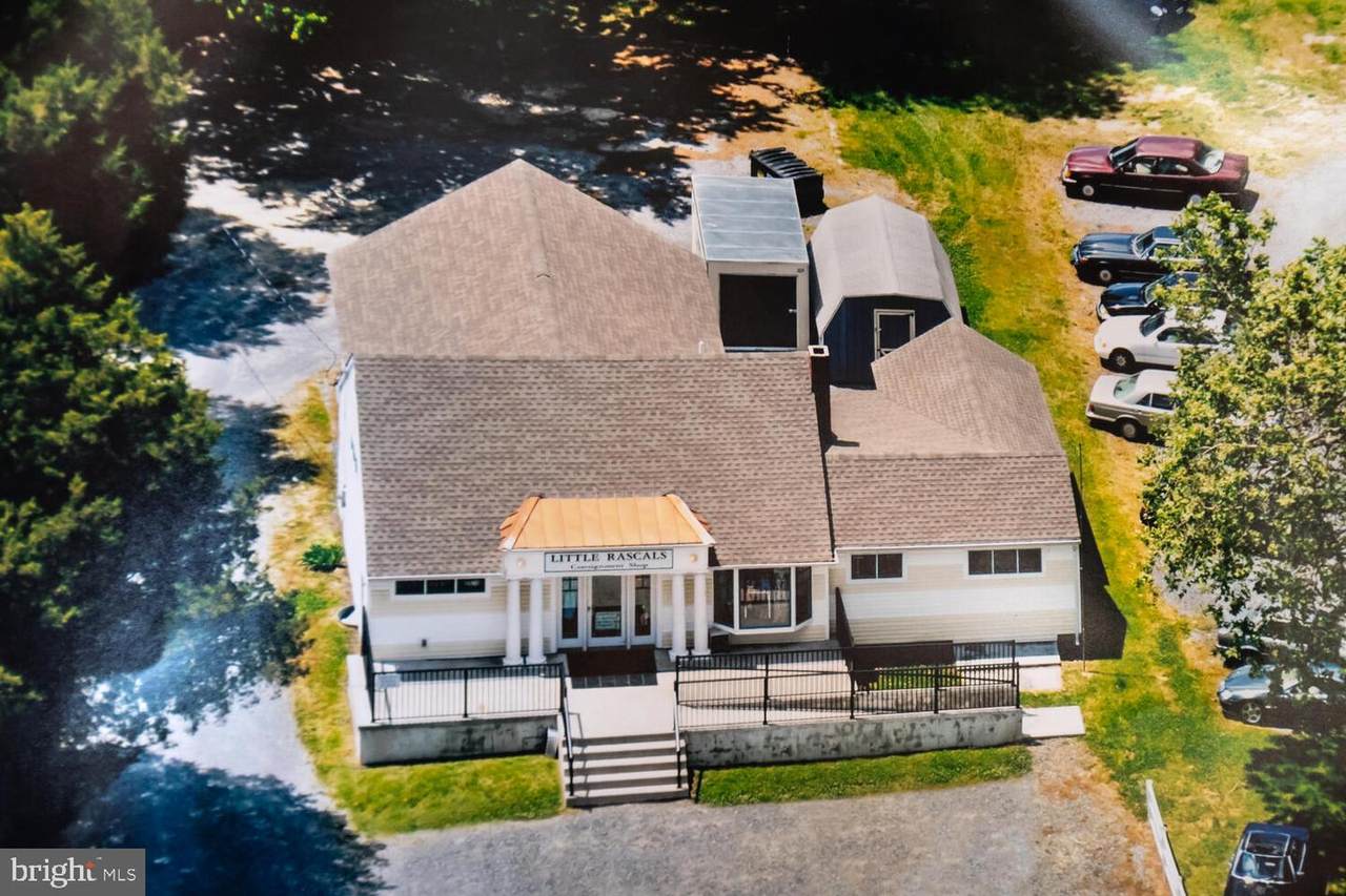 7924 Ocean Gateway - Photo 1
