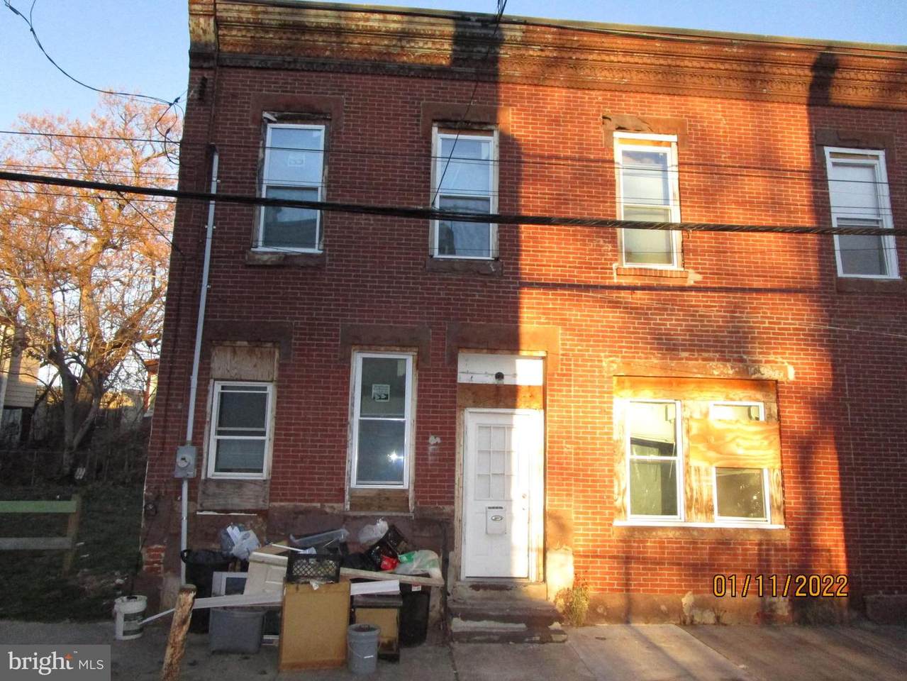 2537 Page Street - Photo 1