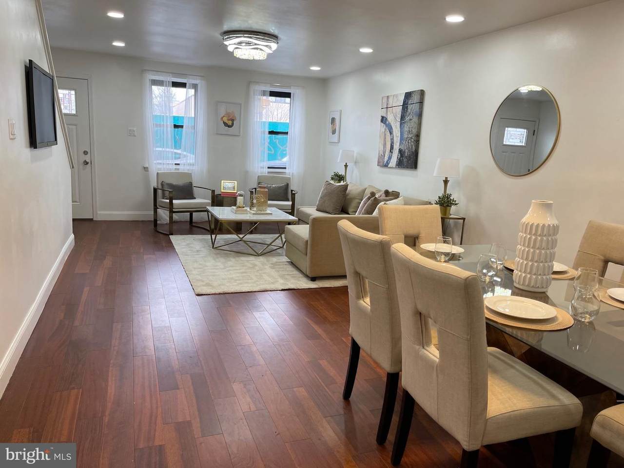 955 6TH Street - Photo 1
