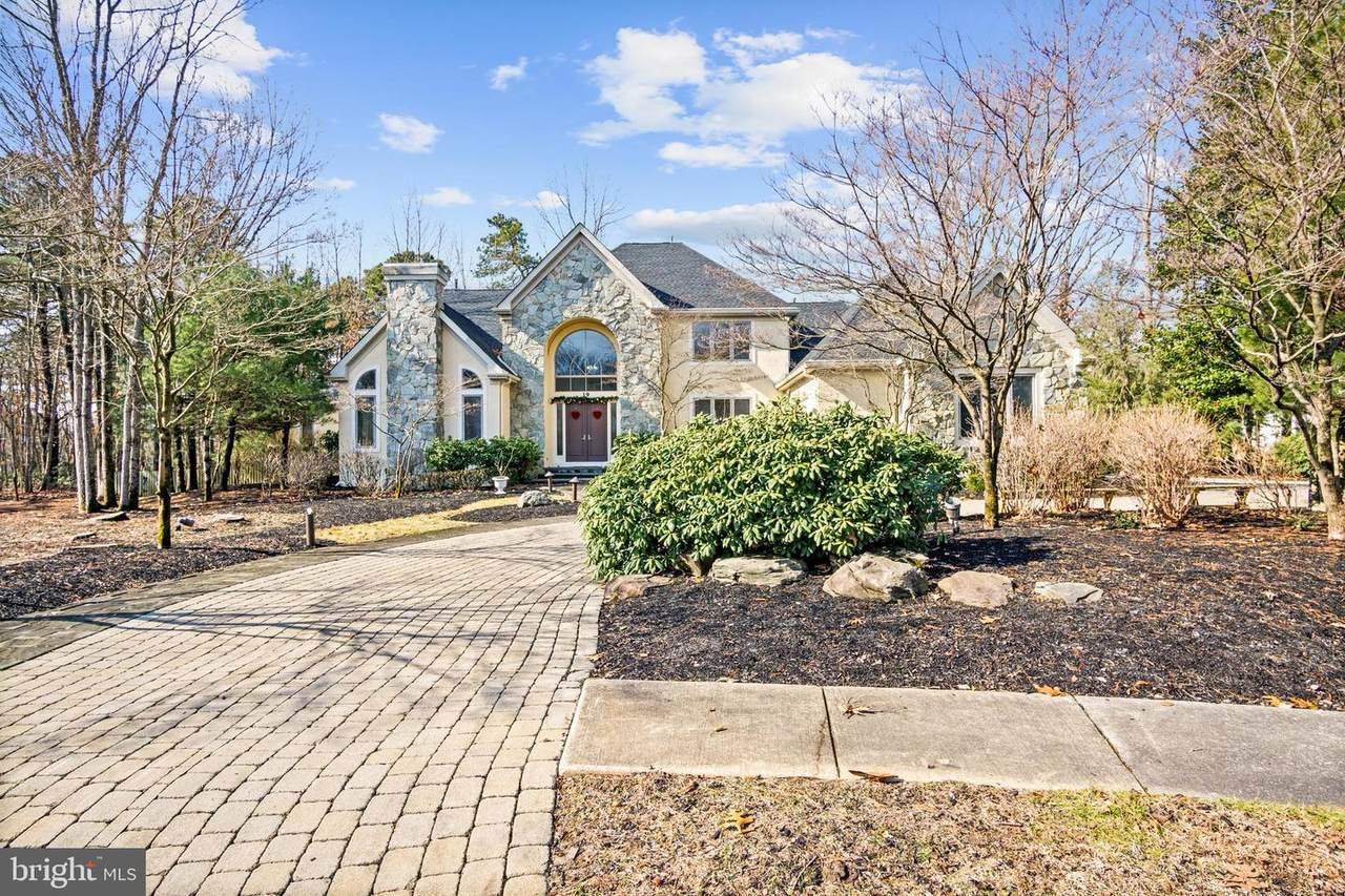 19 Fairway Drive - Photo 1