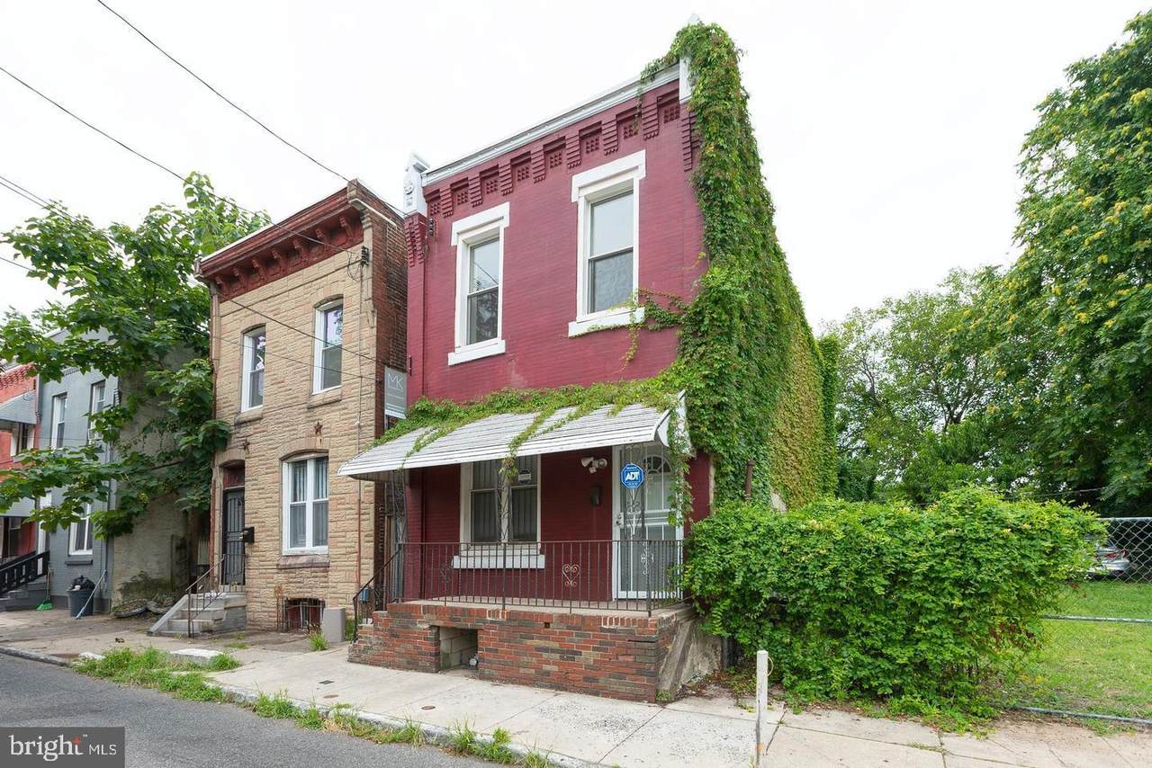 2346 Carlisle Street - Photo 1