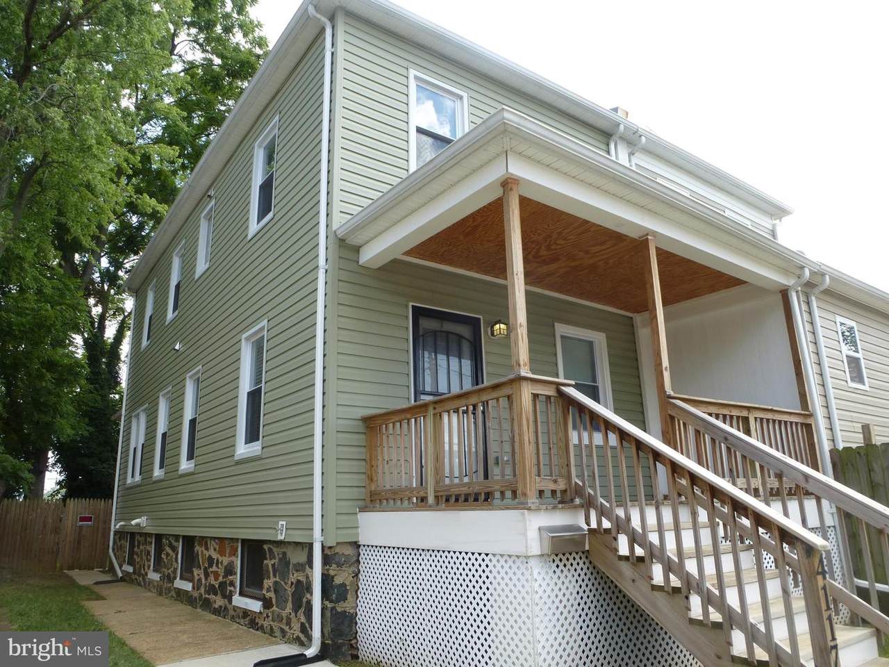 4117 Hayward Avenue - Photo 1