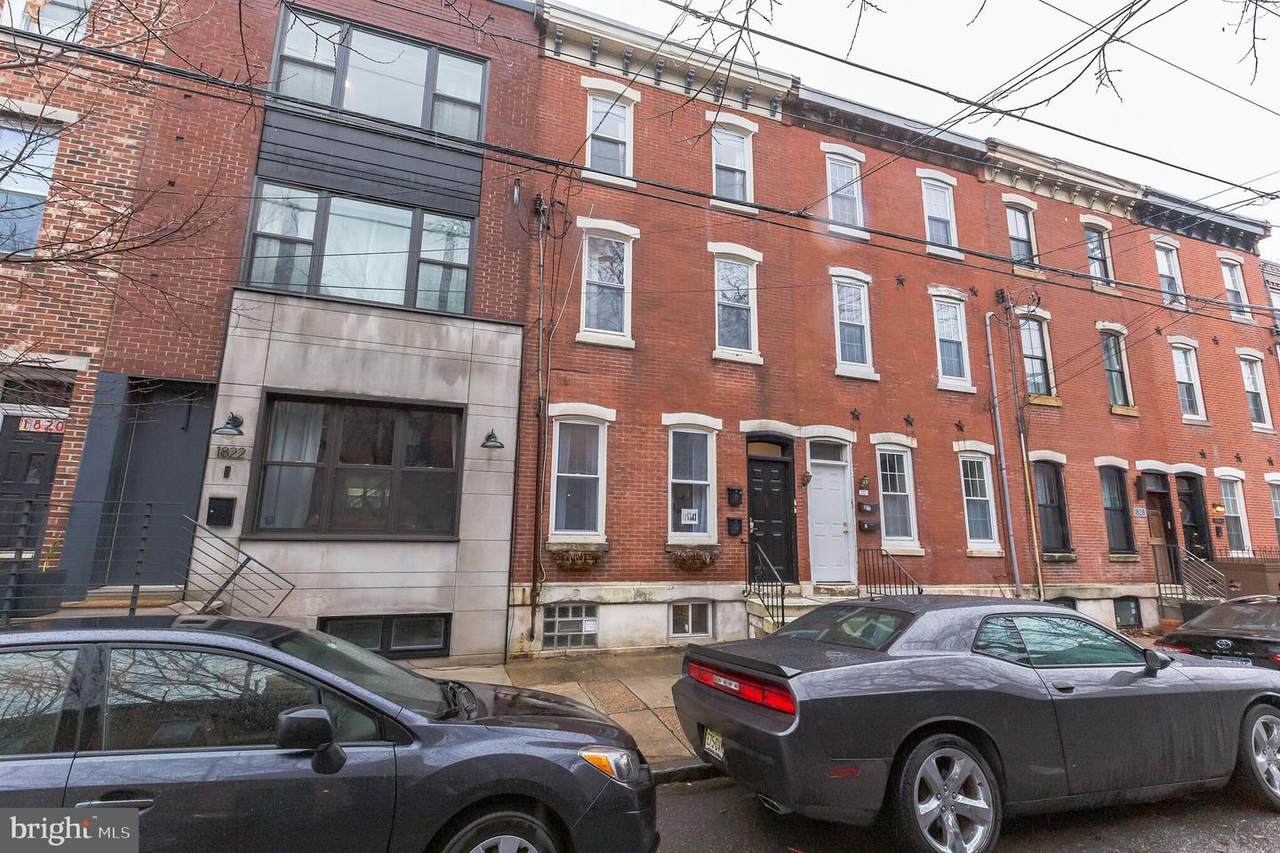 1824 Catharine Street - Photo 1