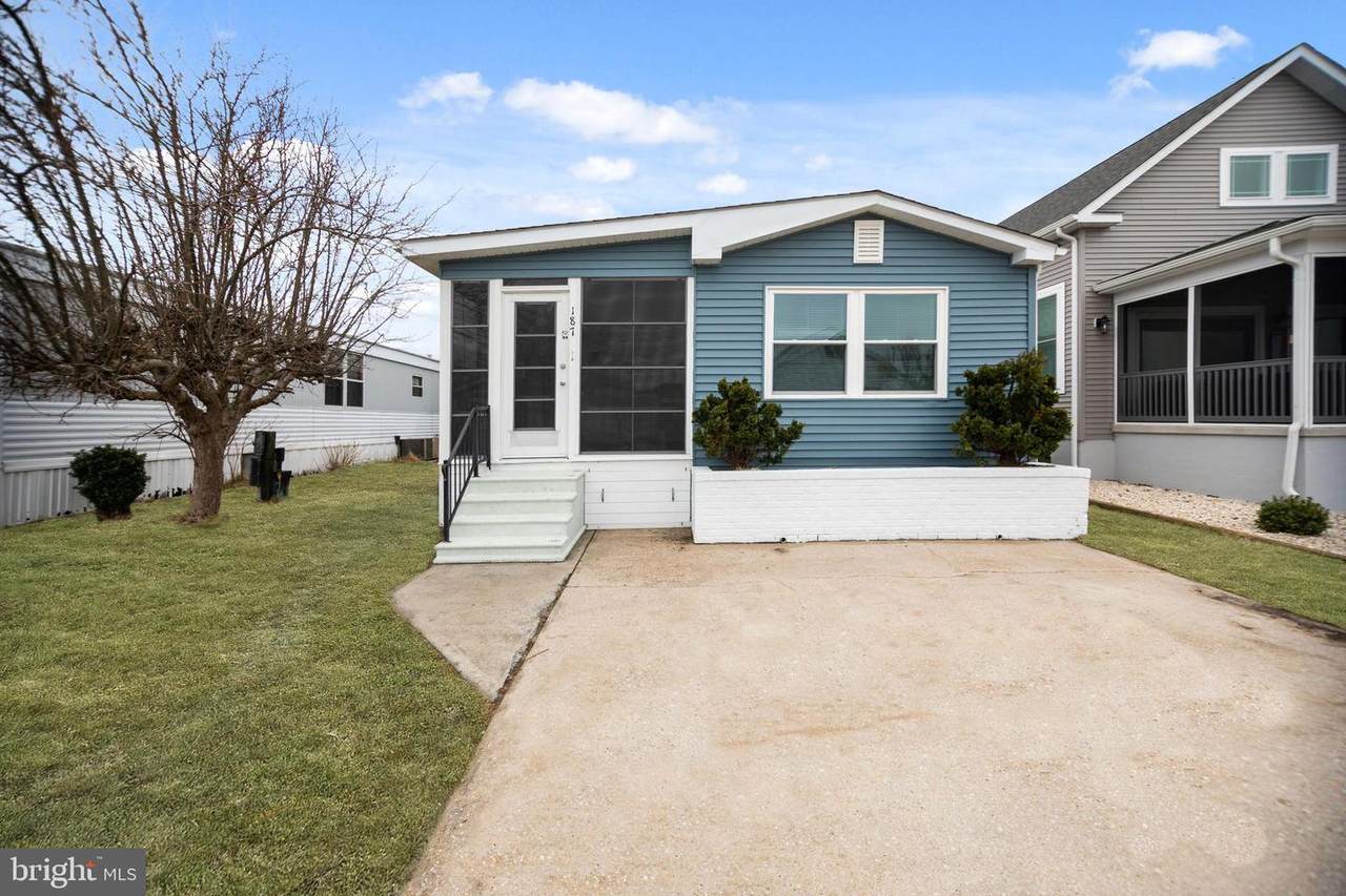 187 Beachcomber Lane - Photo 1