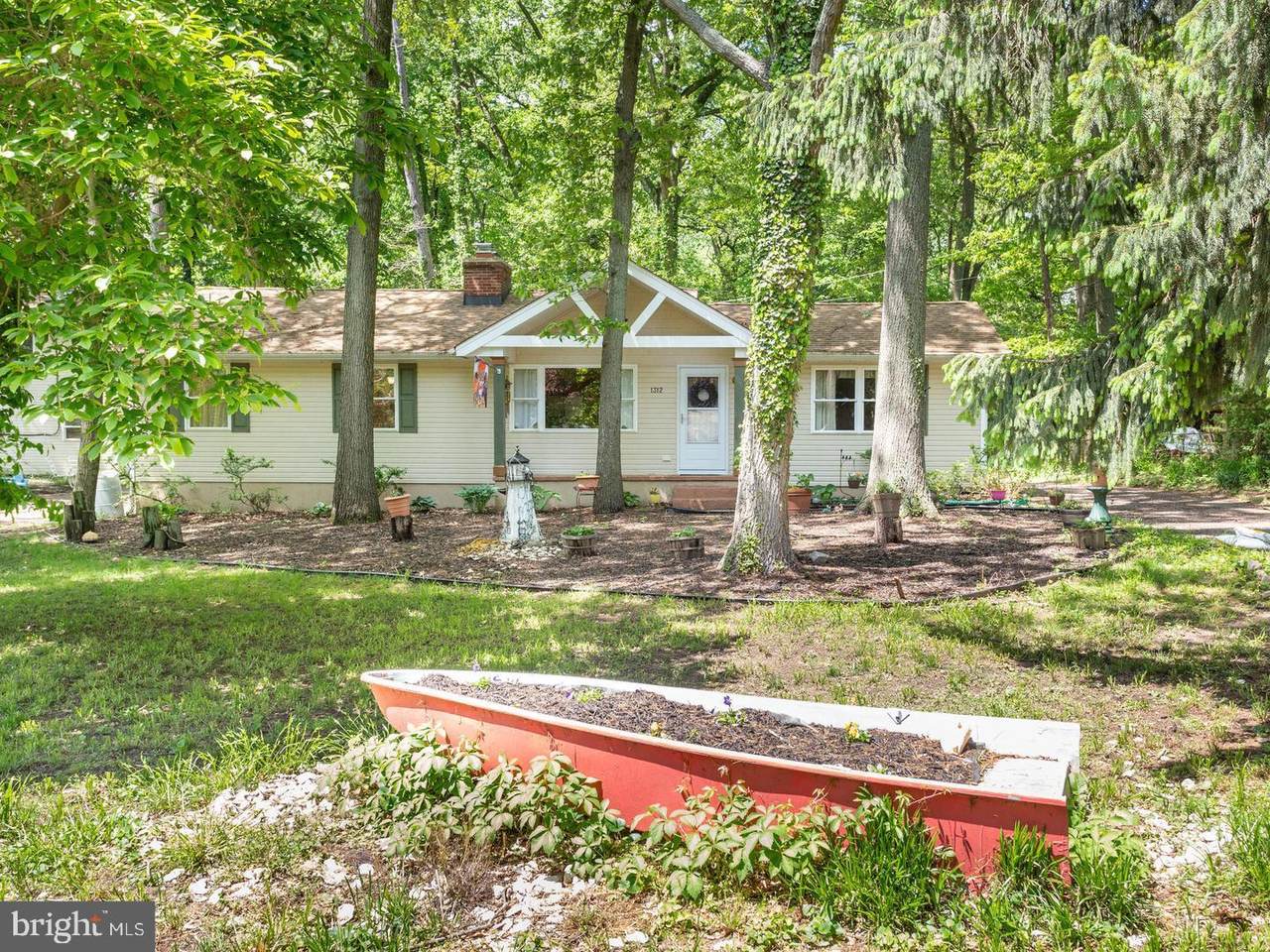 1312 Breezeway Drive - Photo 1