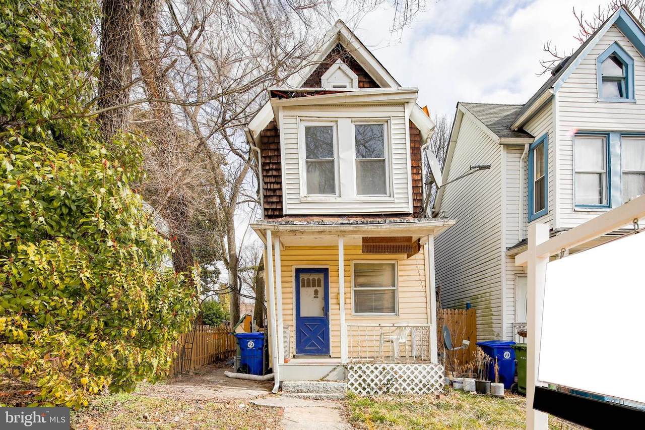 3403 Barclay Street - Photo 1