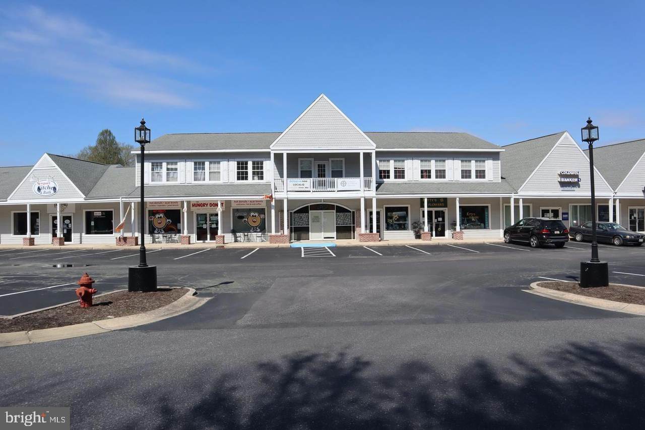 11021 Nicholas Lane - Photo 1