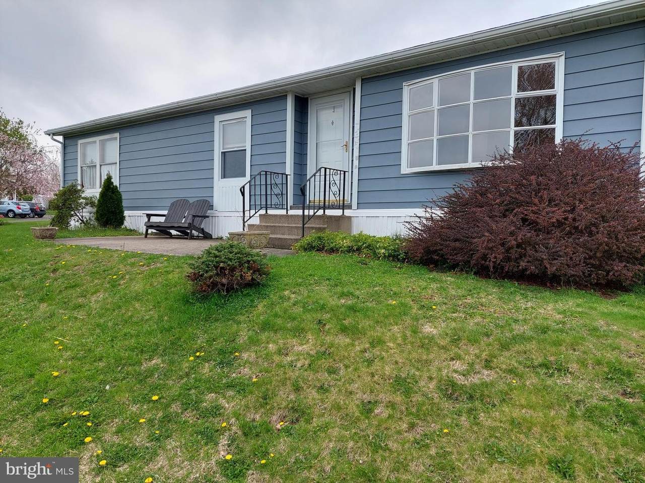 73 Longwood Place - Photo 1