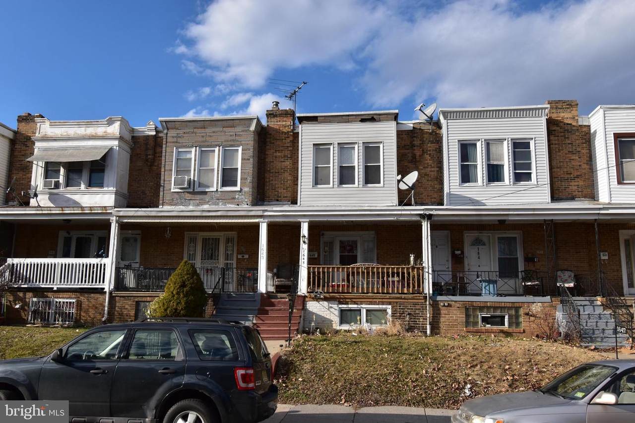 1645 Crosslynne Avenue - Photo 1