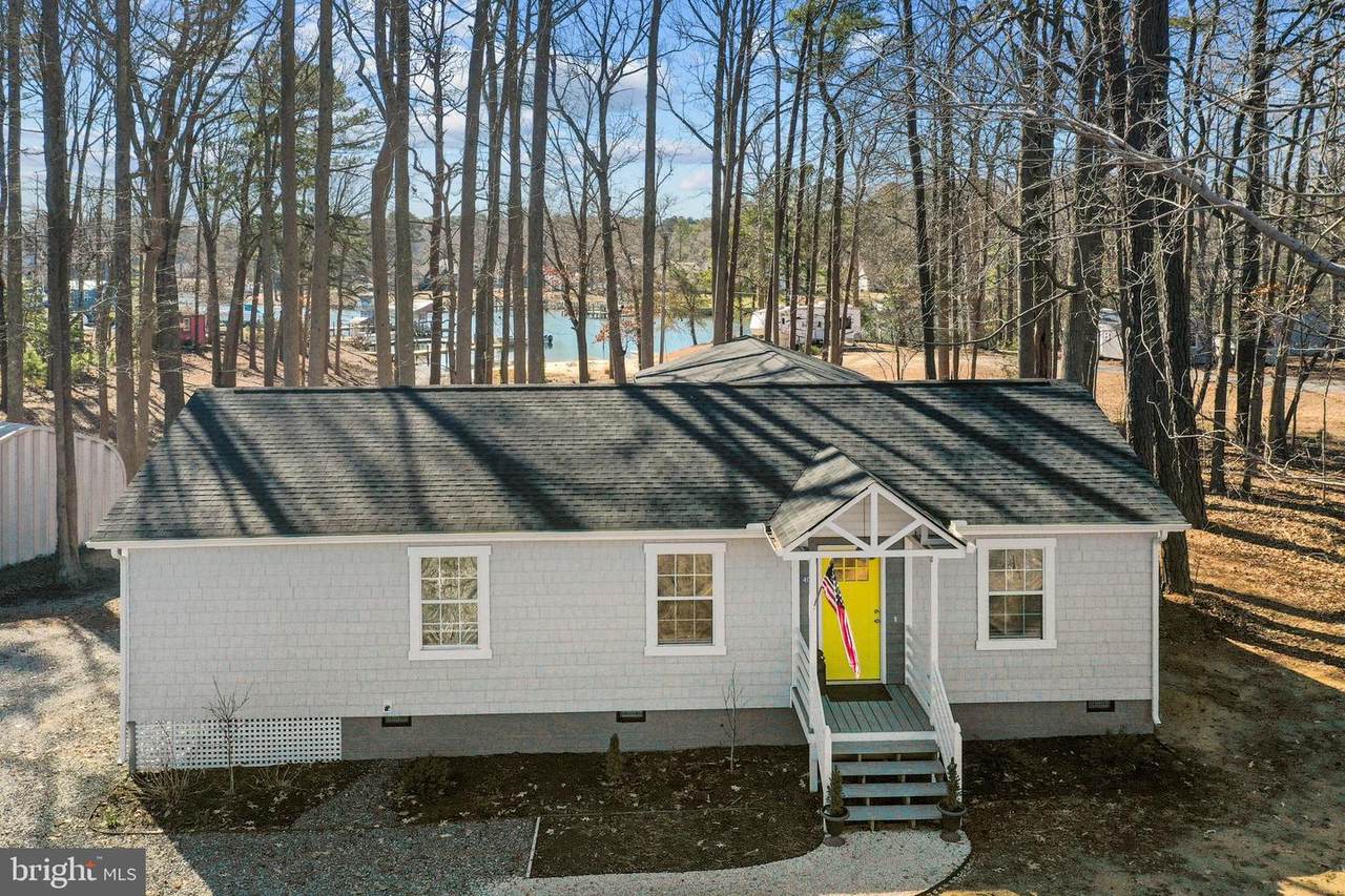 404 Buzzards Point Road - Photo 1