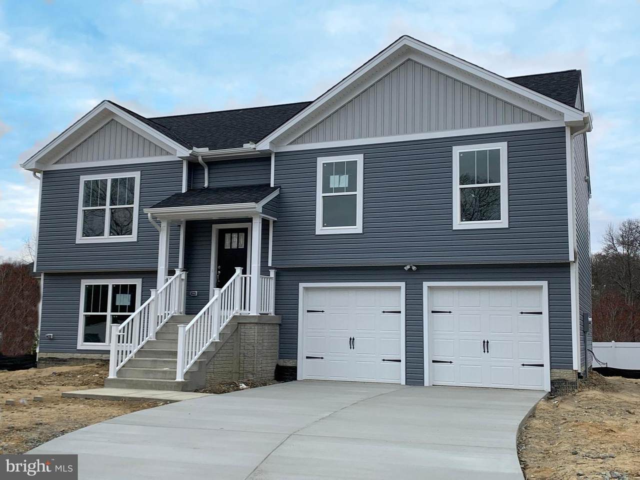 220 Yorktown Boulevard - Photo 1
