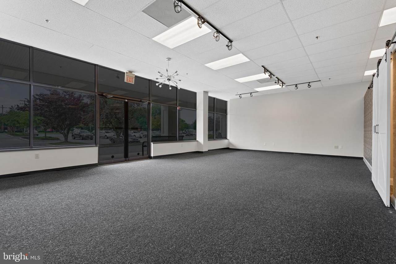3035 Columbia Avenue - Photo 1