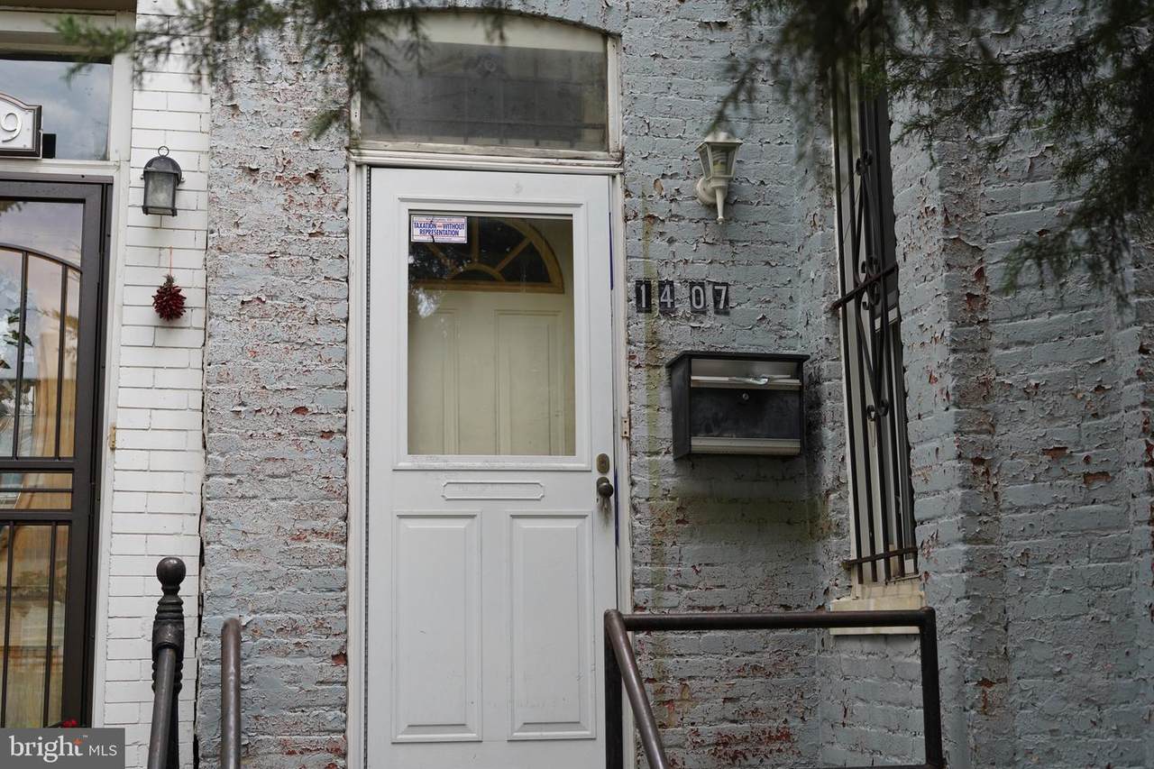 1407 1ST Street - Photo 1