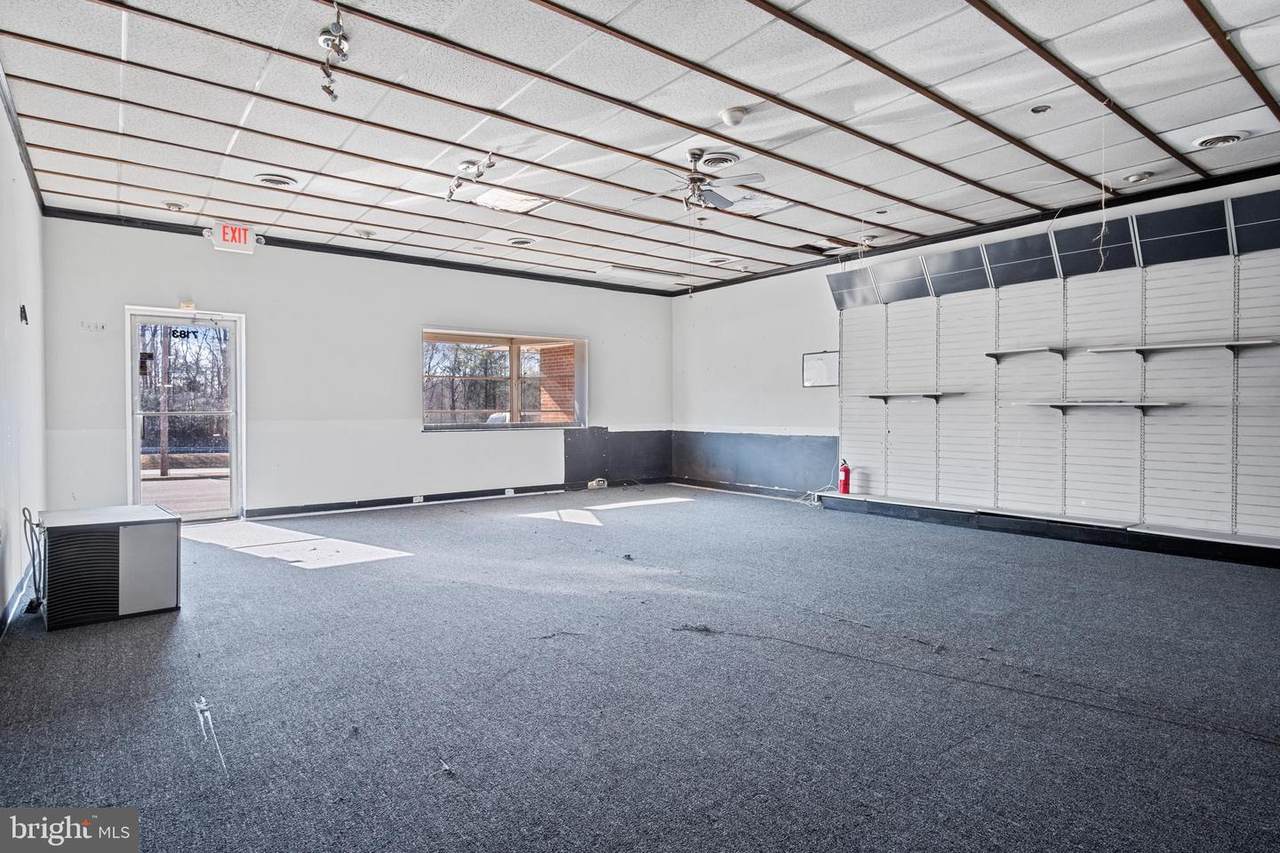 7183 Kings Hwy - Photo 1