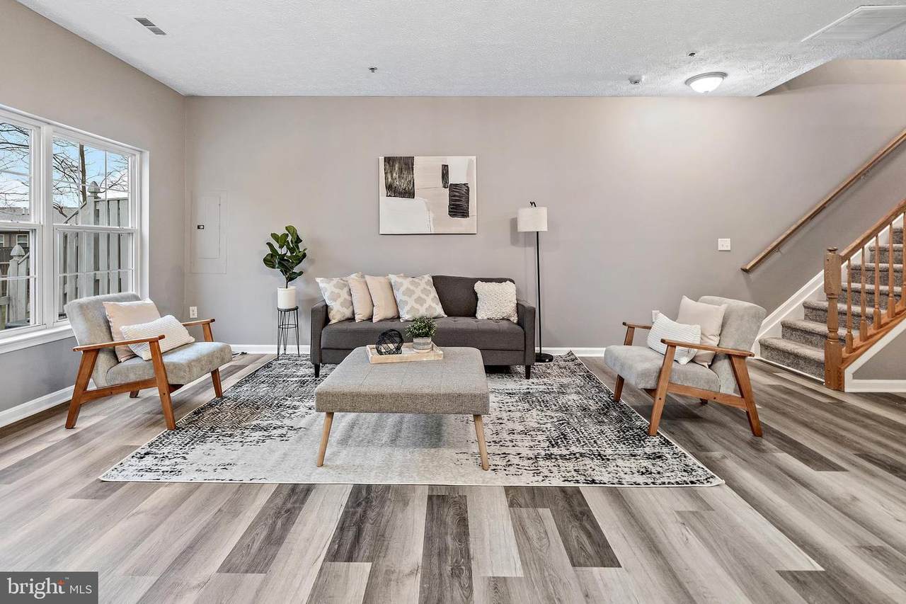 8212 Barrington Court - Photo 1