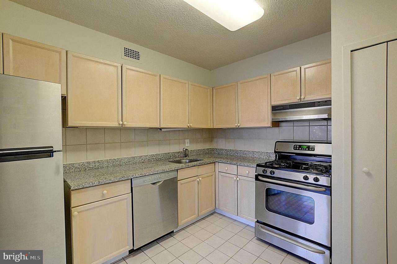 5225 Pooks Hill Road - Photo 1