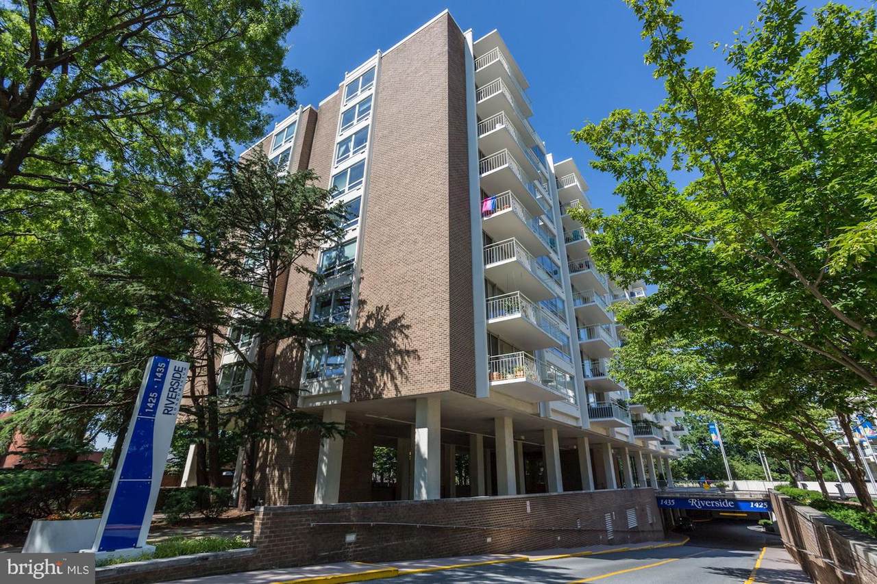 1435 4TH Street - Photo 1
