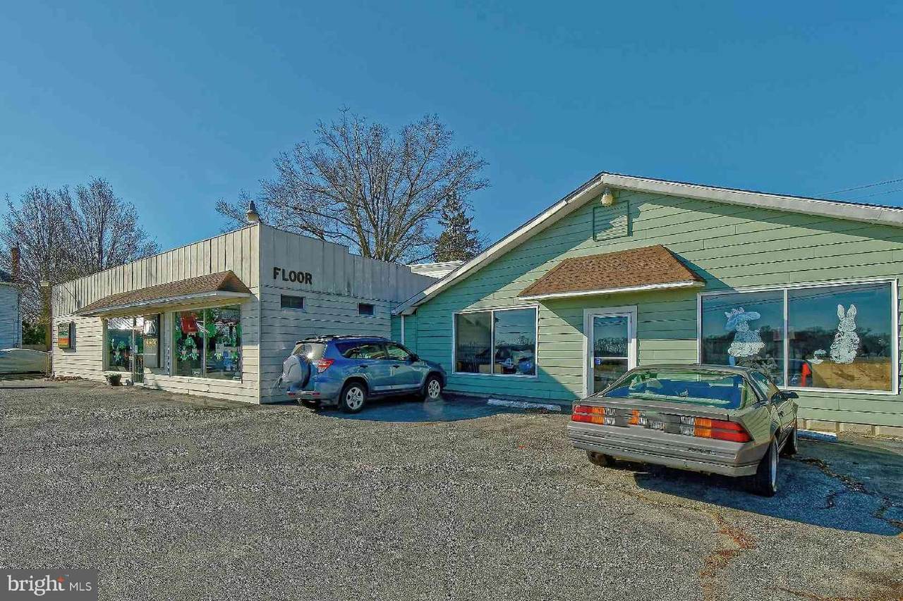 1526 Highway 77 - Photo 1