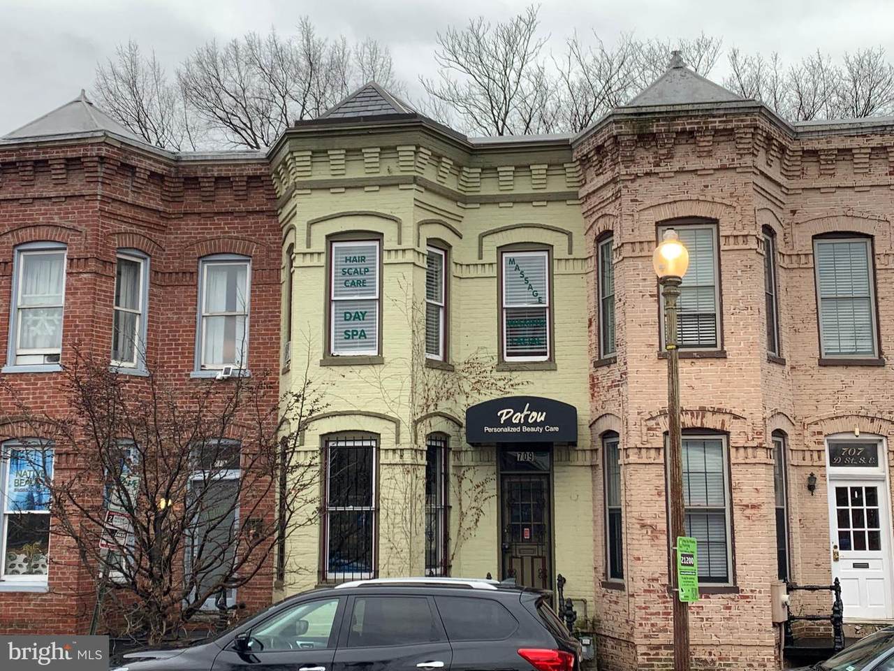 709 D Street - Photo 1