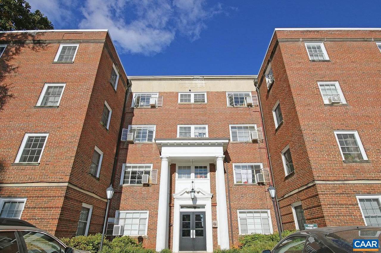 32 University Cir - Photo 1