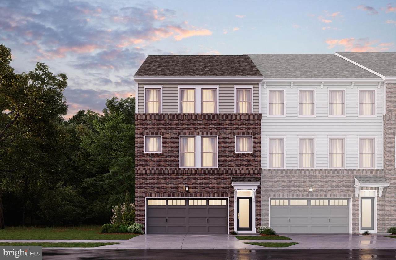2606 Loganberry - Photo 1