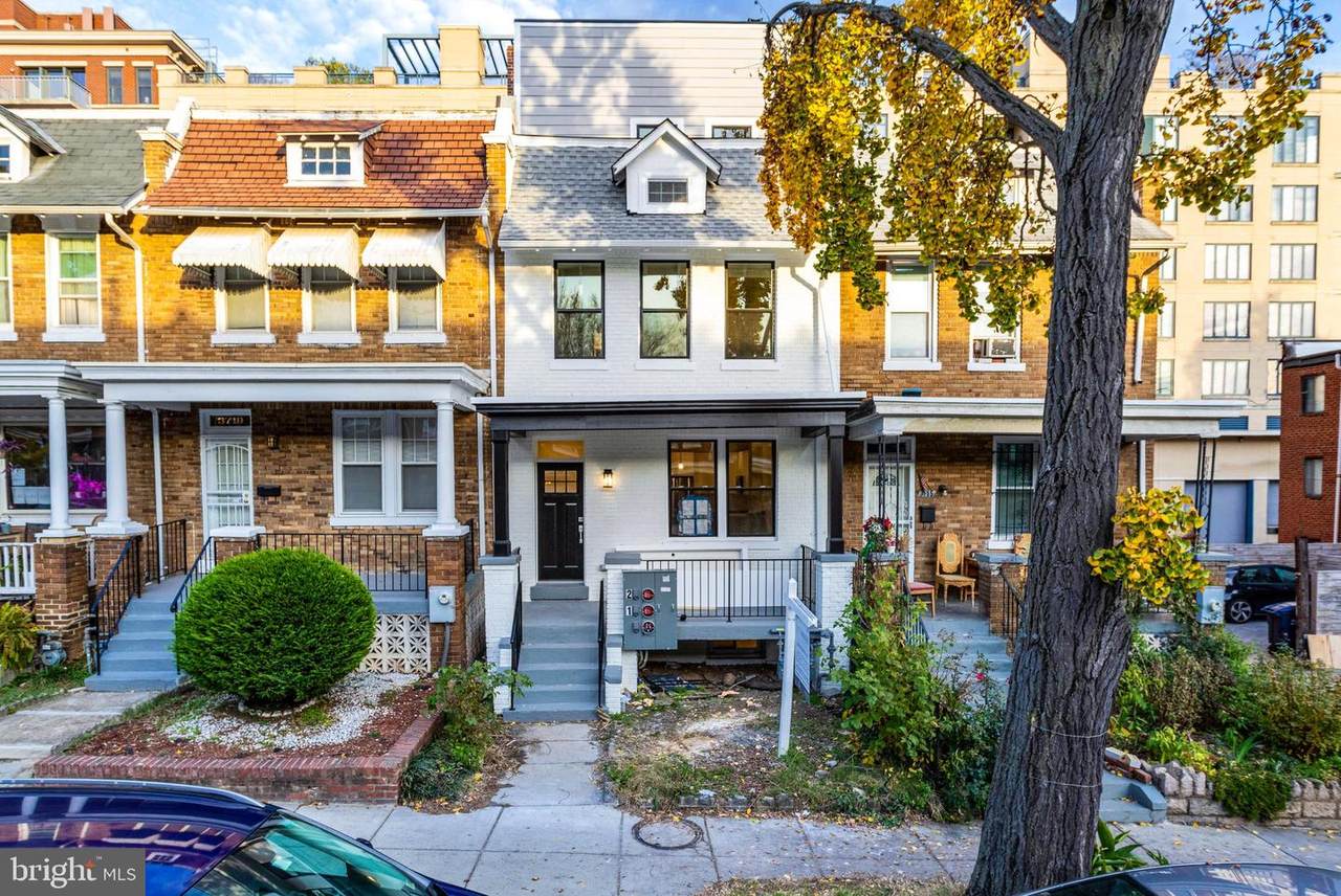 3717 9TH Street - Photo 1