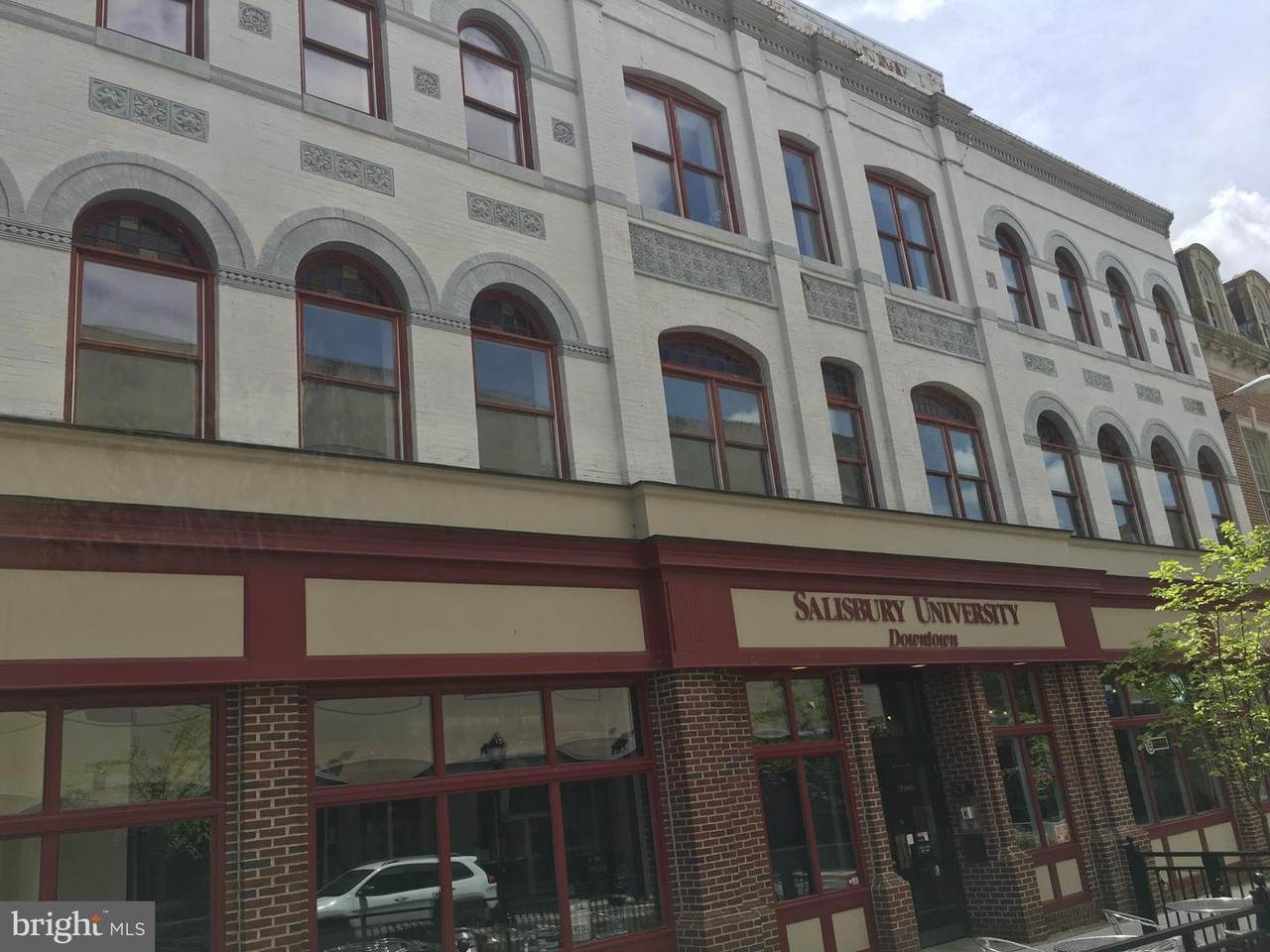 212 Main Street - Photo 1