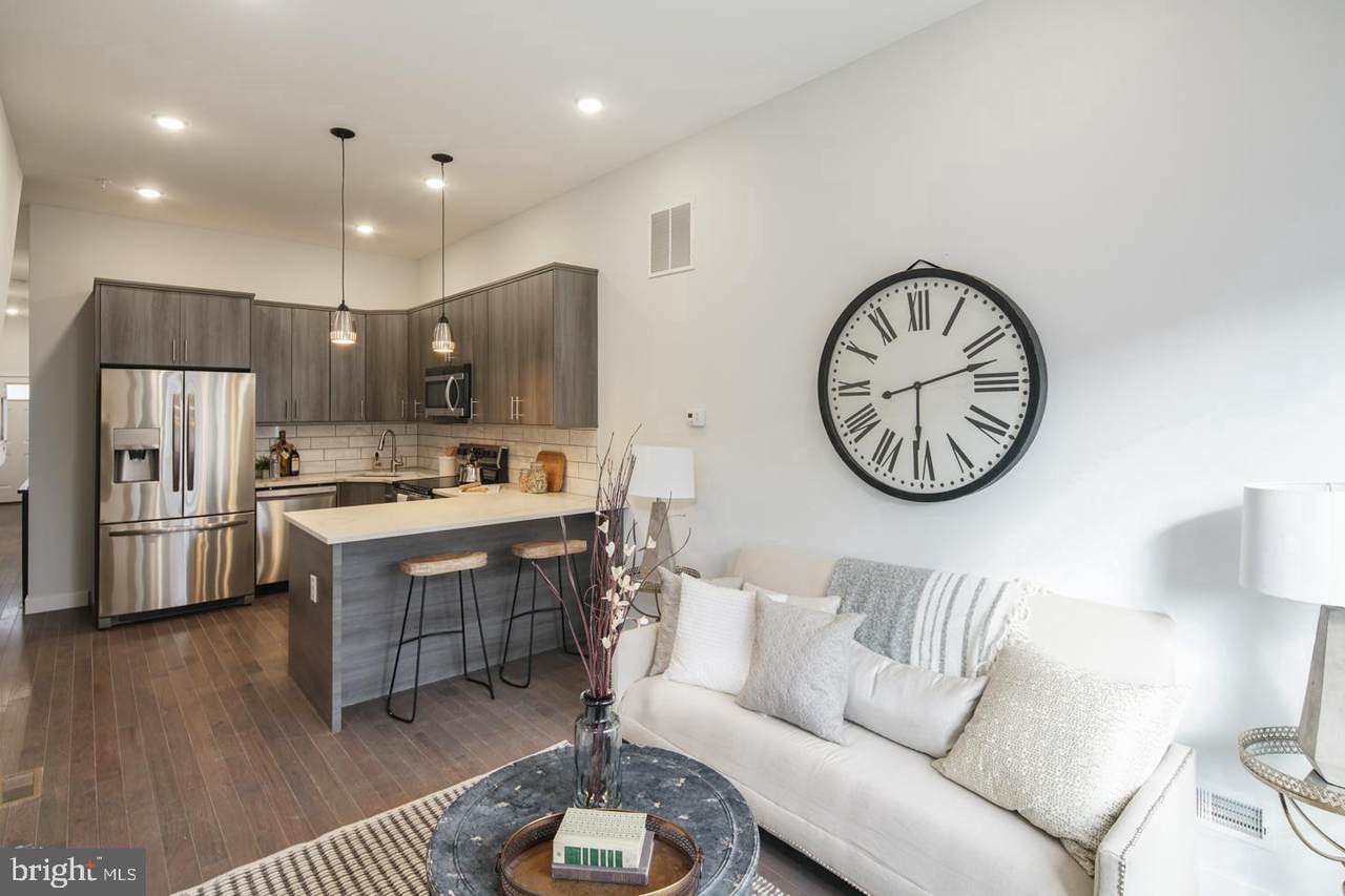 2120 Franklin Street - Photo 1