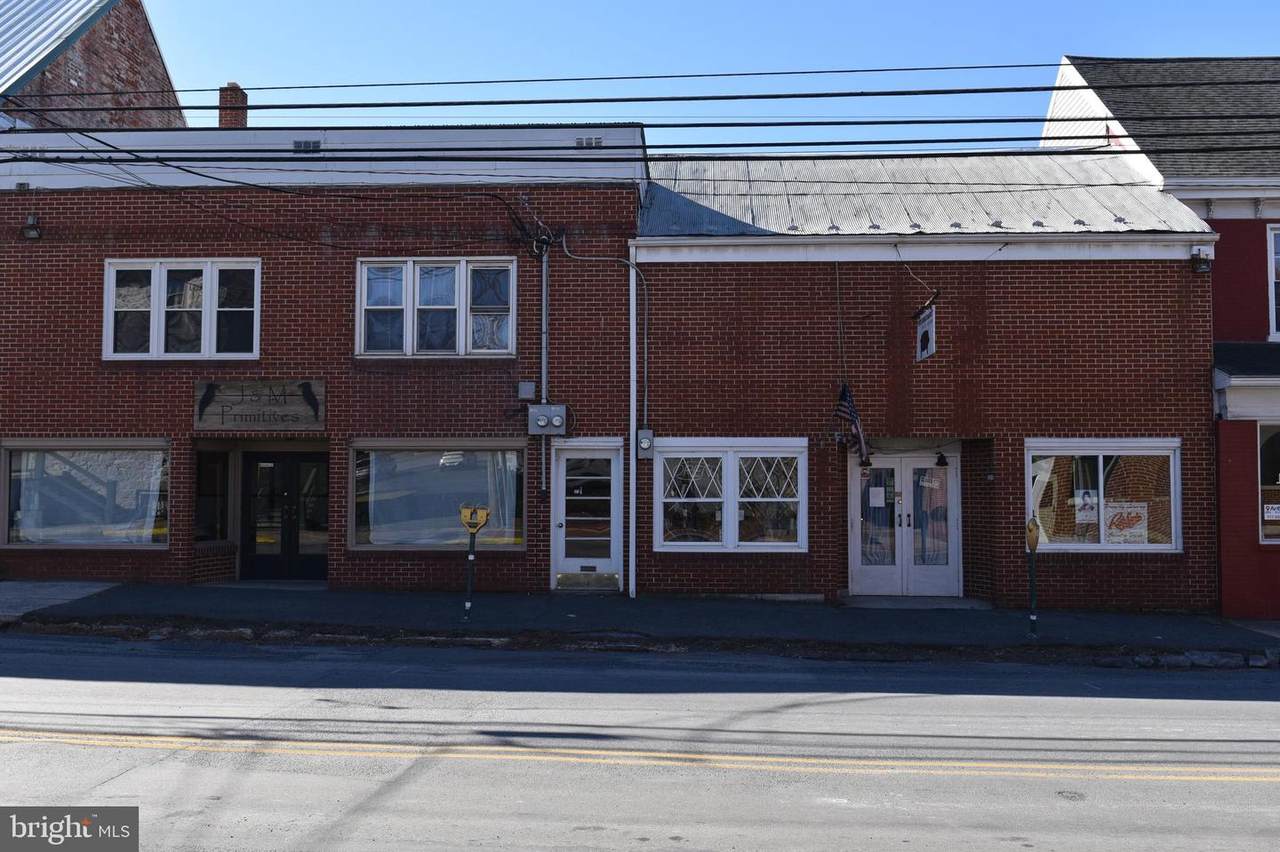 107 Lincoln Way East - Photo 1
