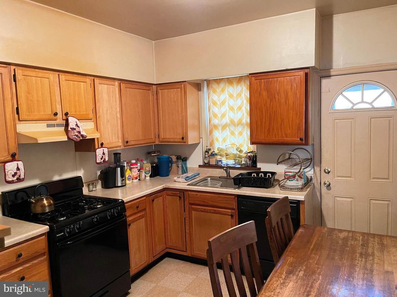 3155 G Street - Photo 1