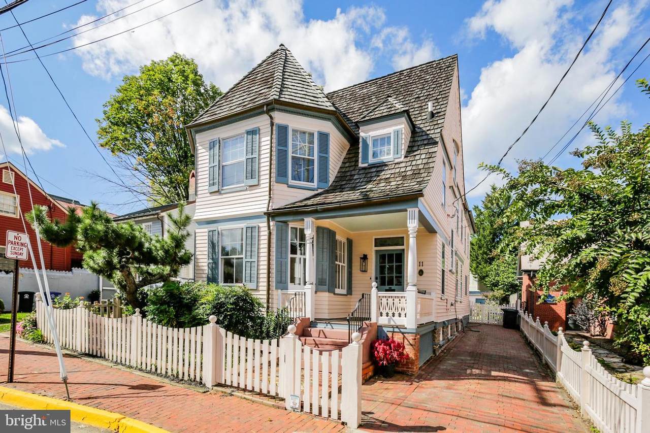 11 Wirt Street - Photo 1
