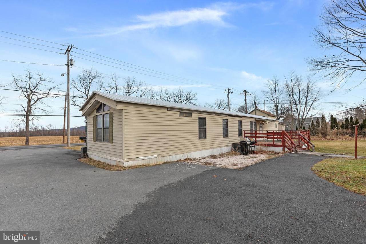300 Main Street - Photo 1