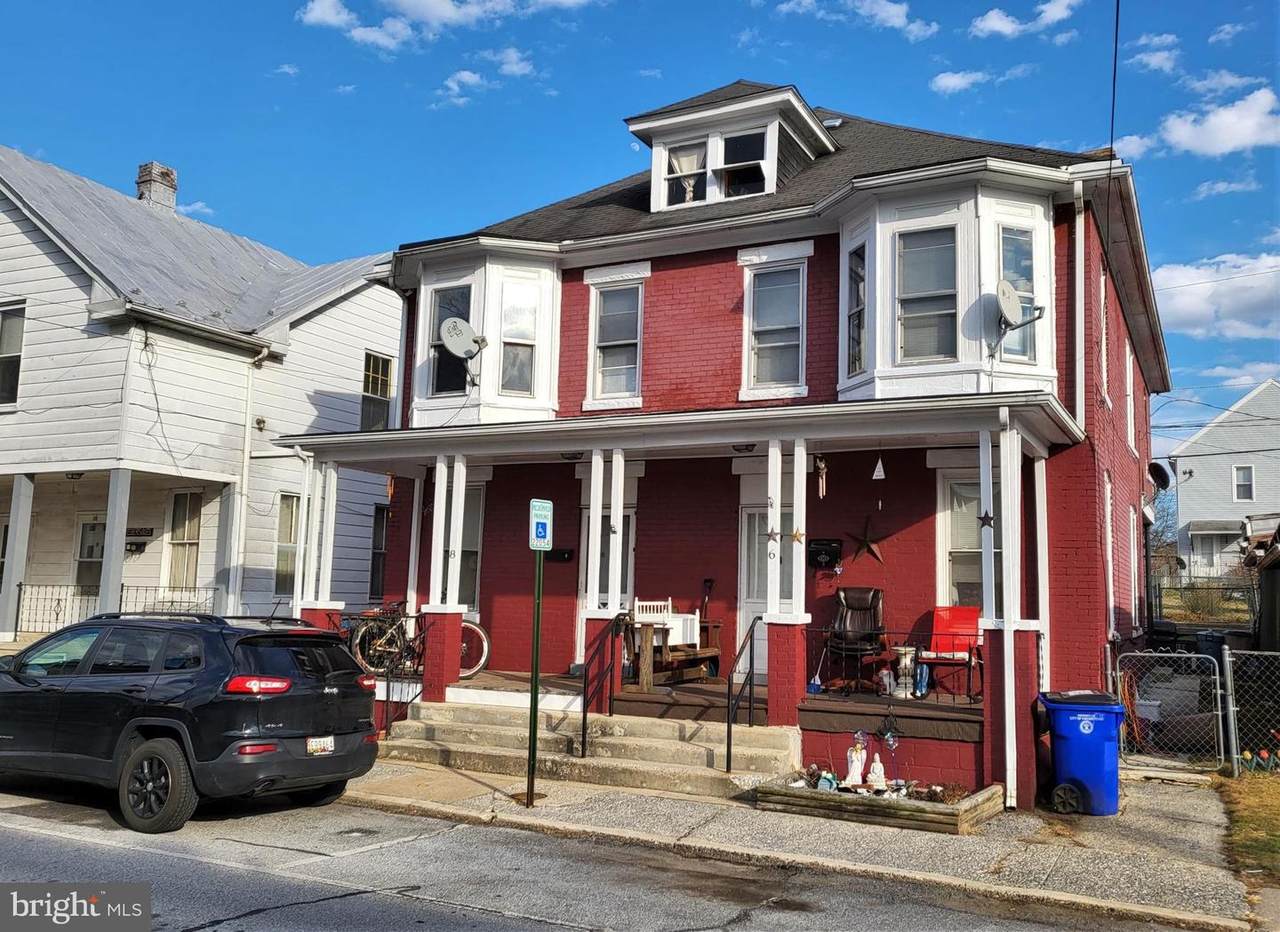 6-8 Berner Avenue - Photo 1