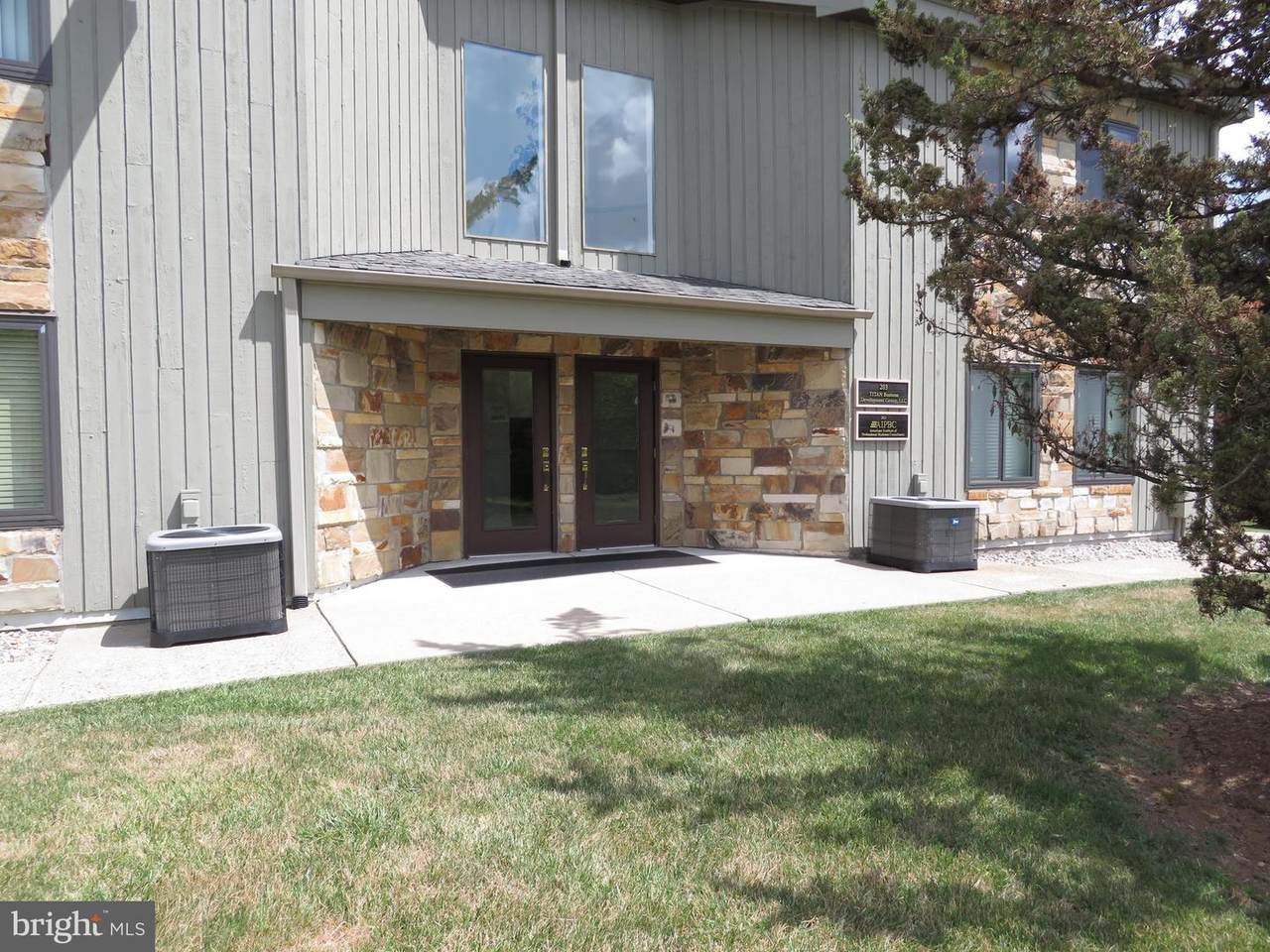 272 Route 206 - Photo 1