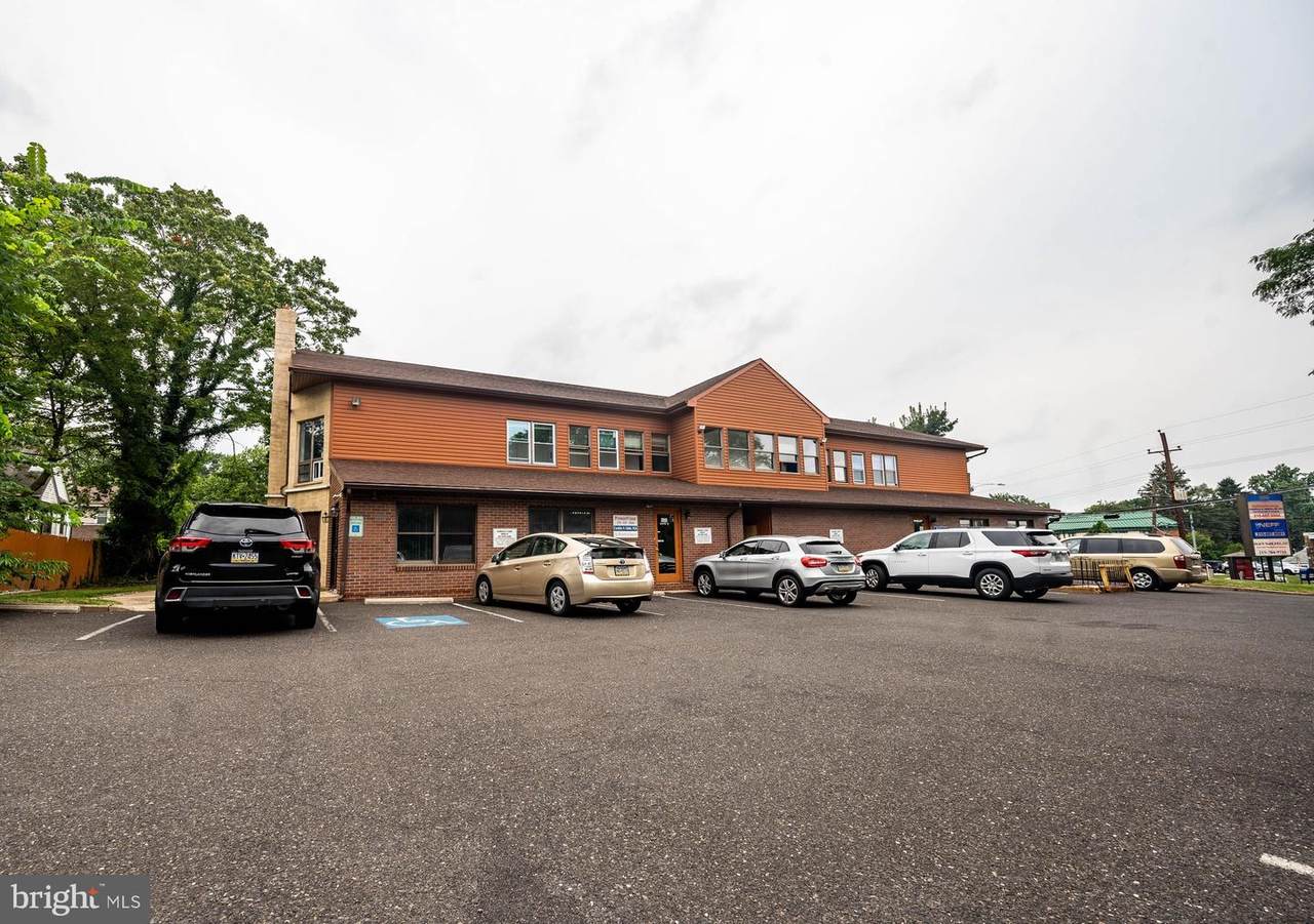 608 Easton Road - Photo 1