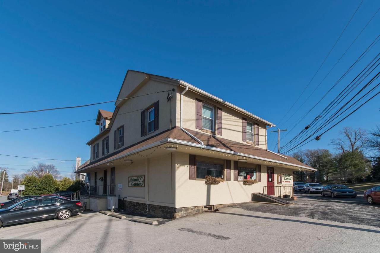 230-232 Wayne Avenue - Photo 1