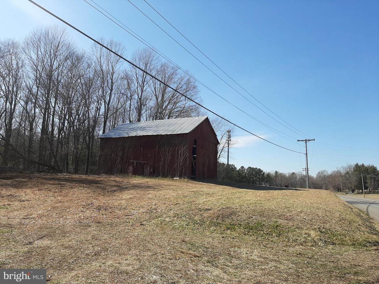 6325 St Leonard Road - Photo 1
