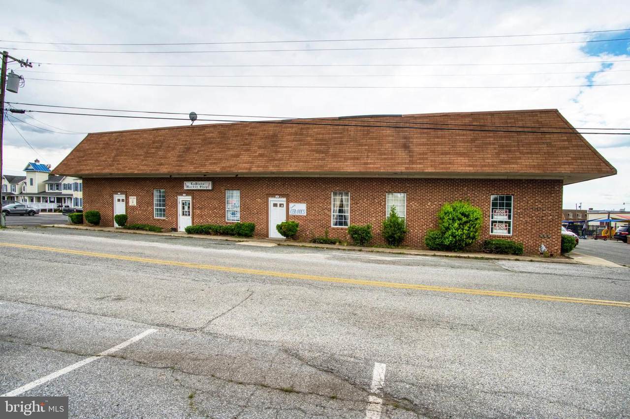 11 Maple Avenue - Photo 1
