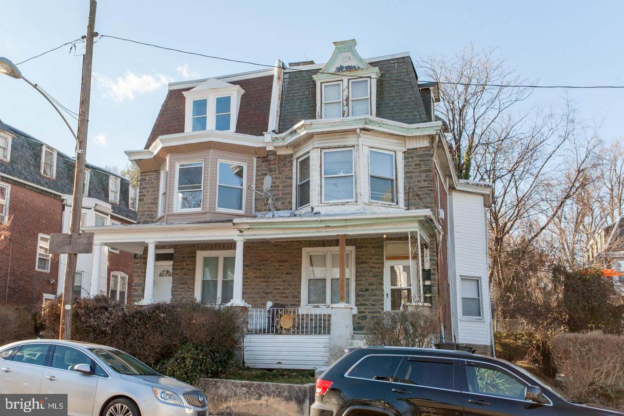 523 Brinton Street - Photo 1
