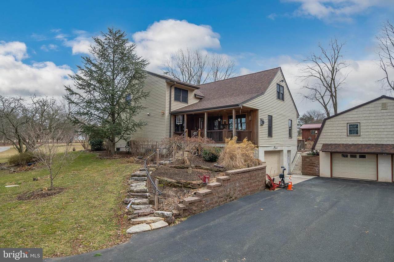 622 Ebelhare Road - Photo 1