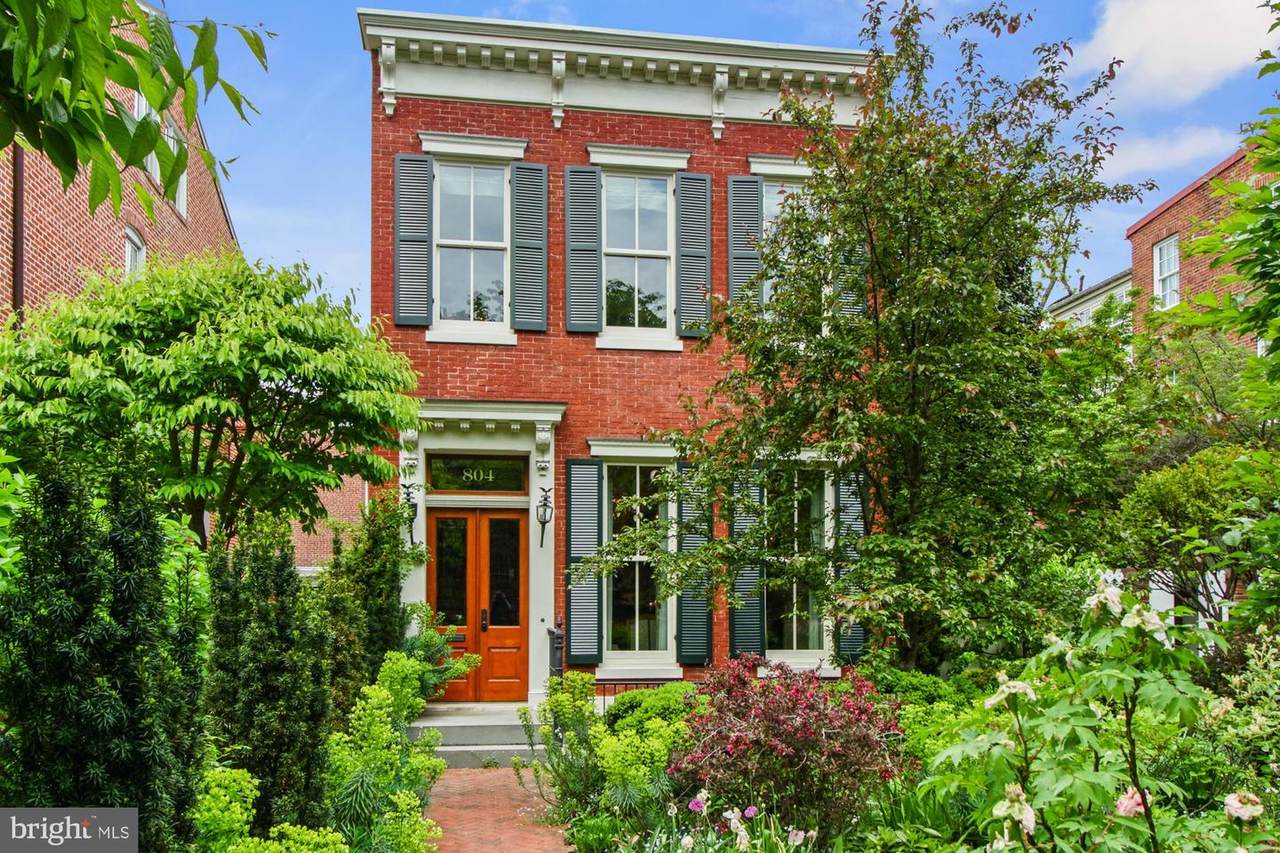 804 Capitol Street - Photo 1
