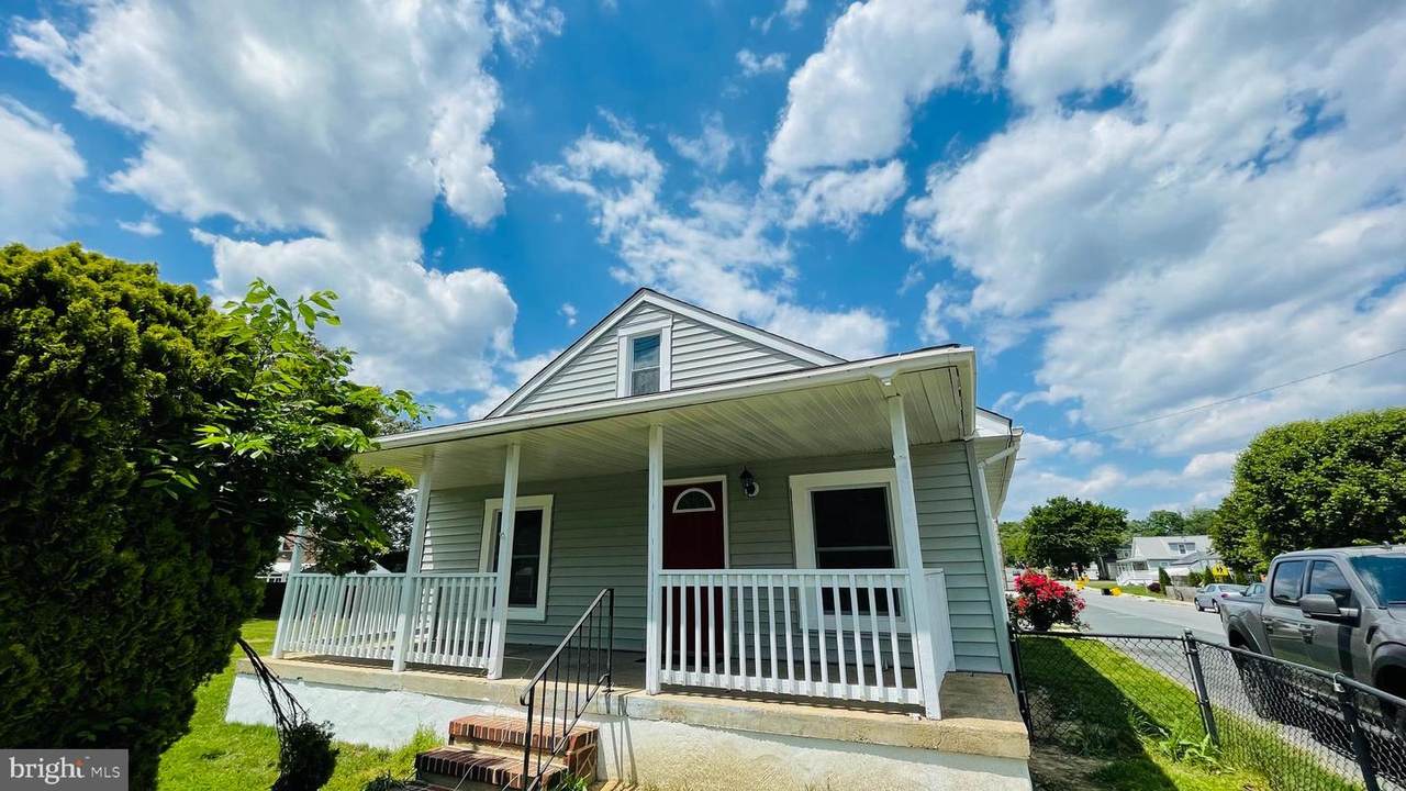 700 Wellham Avenue - Photo 1