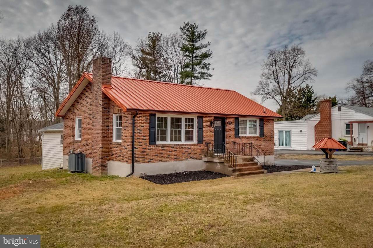 1508 Superior Street - Photo 1