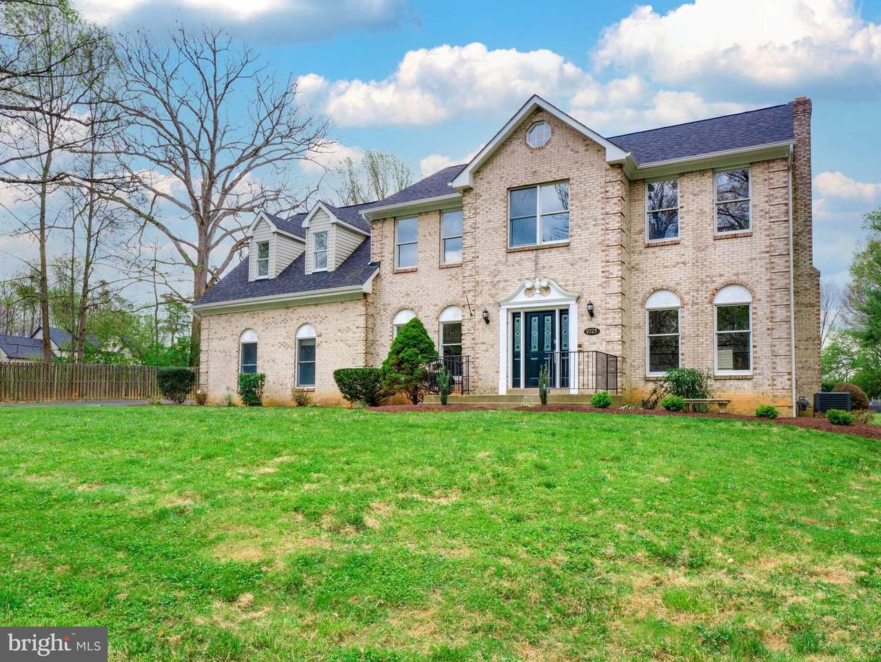 9725 Maury Road - Photo 1