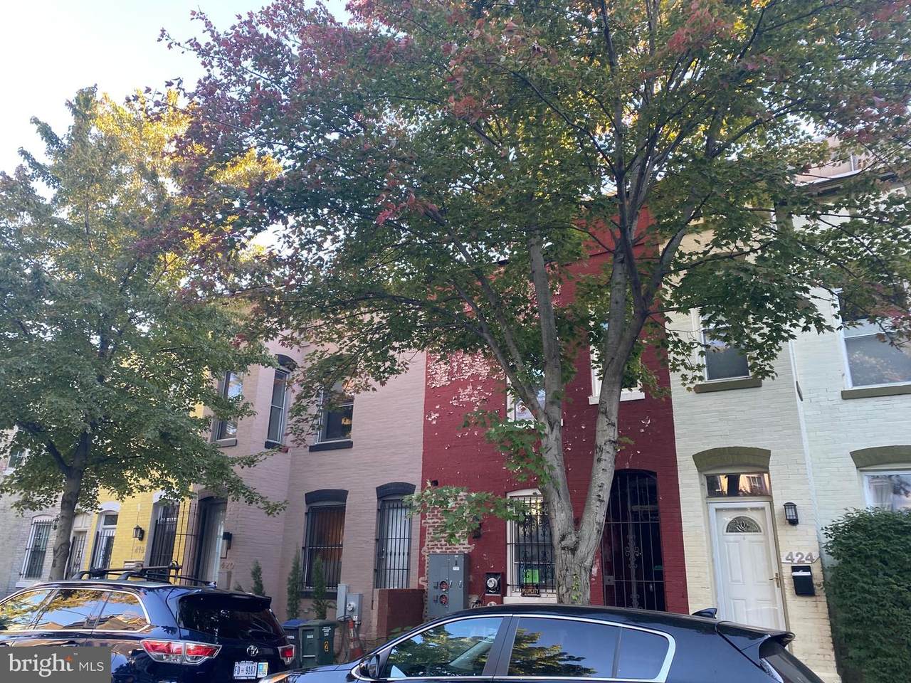 422 Warner Street - Photo 1