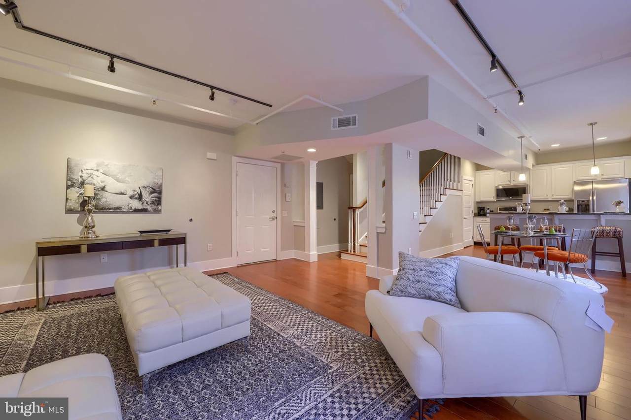 145 King Street - Photo 1